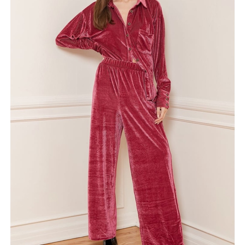 New Berry Red Free People Kit Kat Set